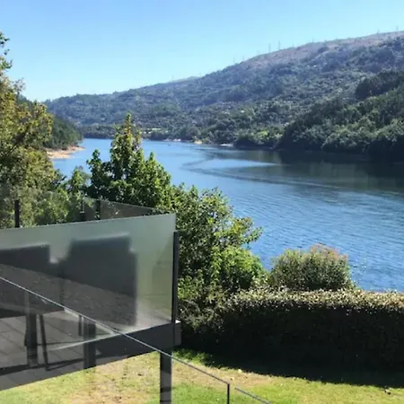 Javali - Casas Barca Do Rio By Casas * Geres