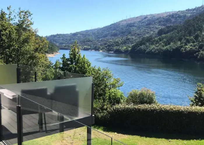 Javali - Casas Barca Do Rio By Casas * Geres